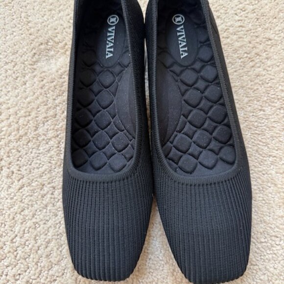 Vivaia Women's Melody Square-Toe Block Heel Pump, Black - New - size 9, EU40 - Picture 2 of 6